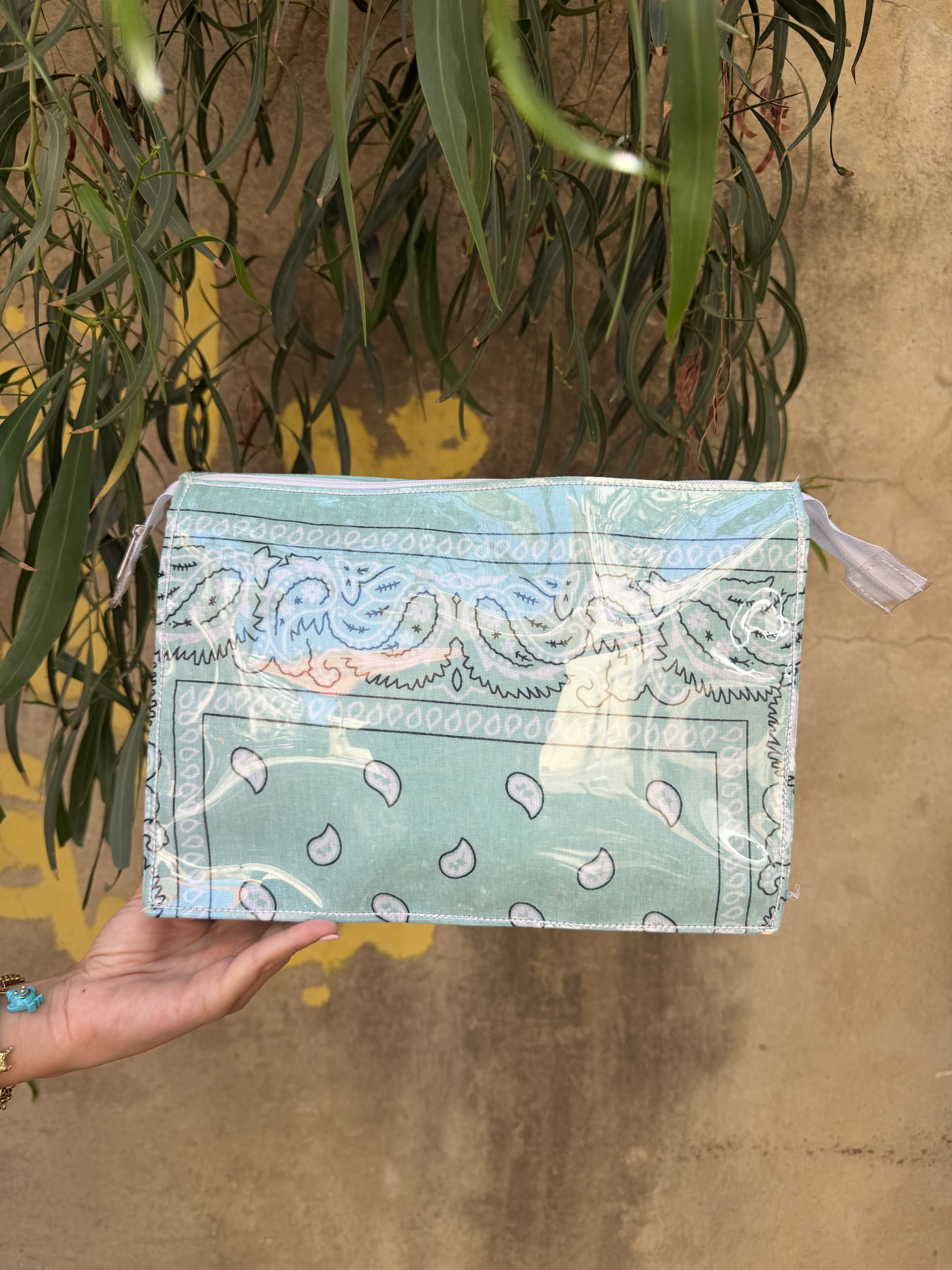 Bandana Beach Pouch Green